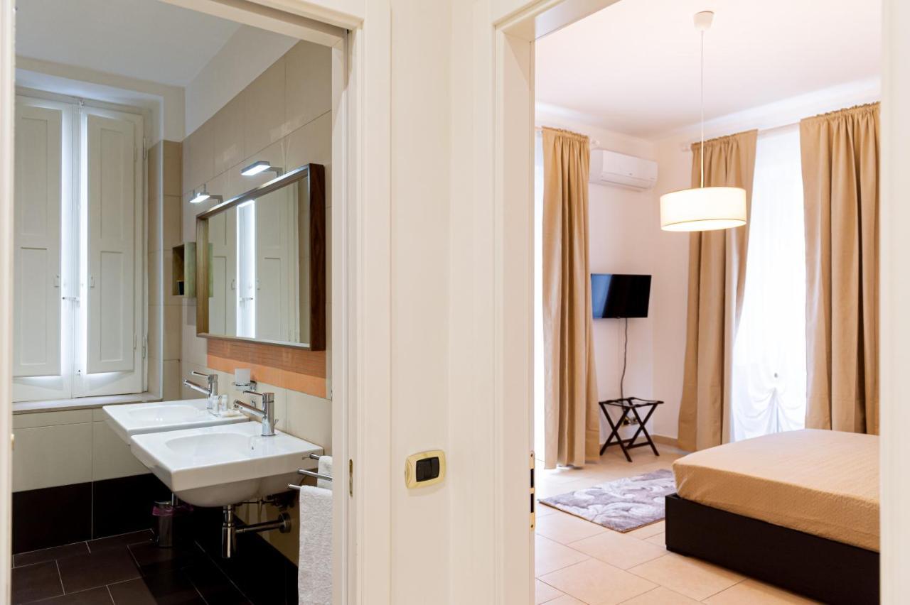 Internotre Luxury Apartment Барі Екстер'єр фото