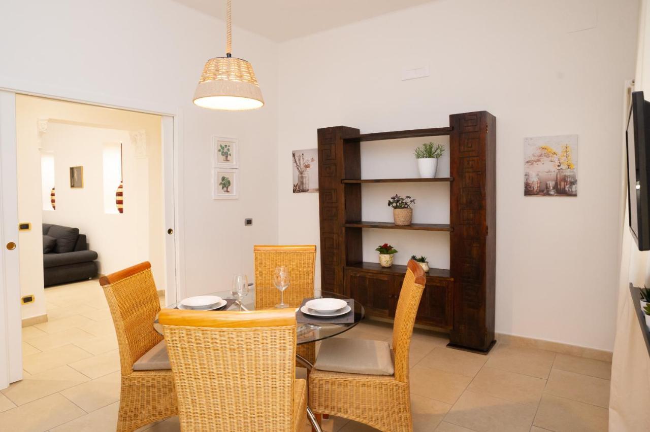 Internotre Luxury Apartment Барі Екстер'єр фото