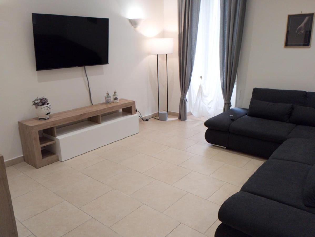 Internotre Luxury Apartment Барі Екстер'єр фото